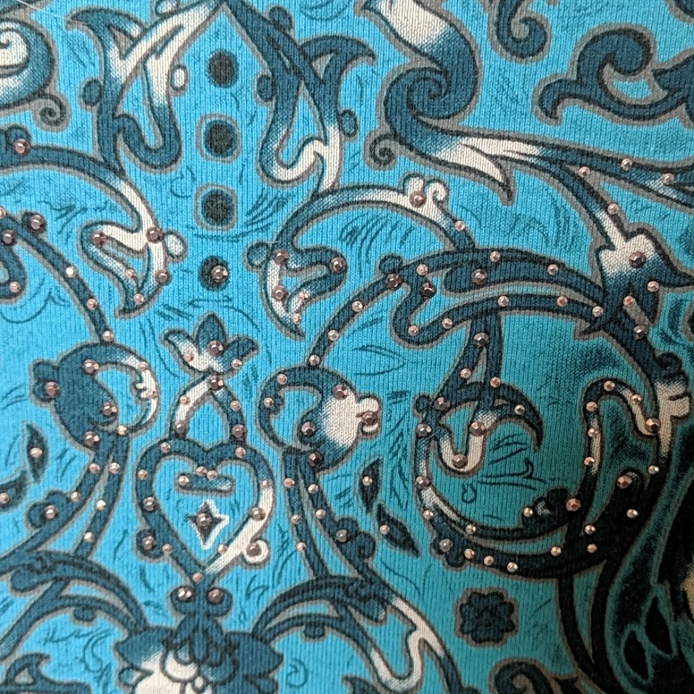 Shirt - Picture 2 of 2